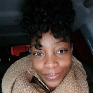 Meet your Posher, Deshia